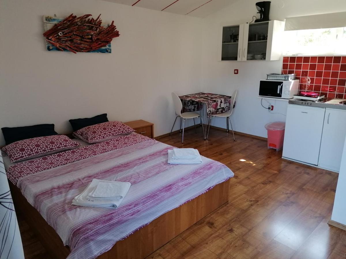 Nice Studio Near Centar+Free Parking Rovinj Eksteriør billede
